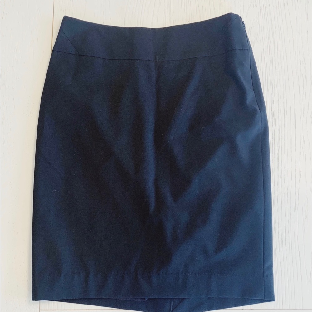 Size 2 Black Limited Pencil skirt
